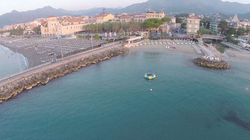 Foto BAGNI IL CAVALLINO BIANCO BEACH