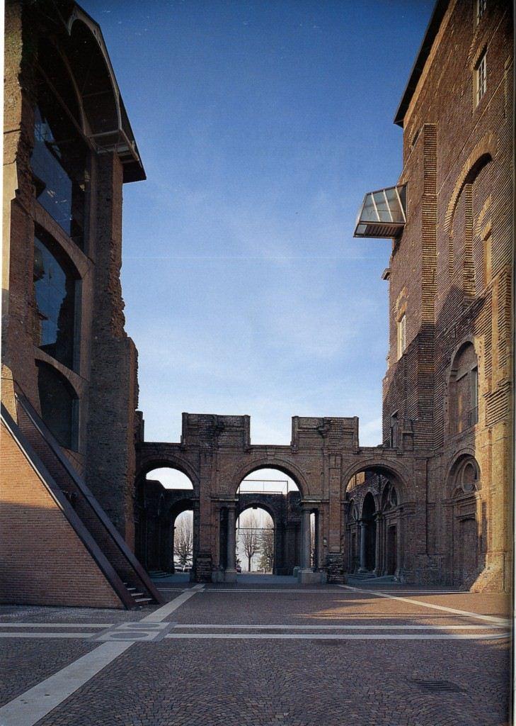 Foto Castello di Rivoli e Museo d'Arte Contemporanea